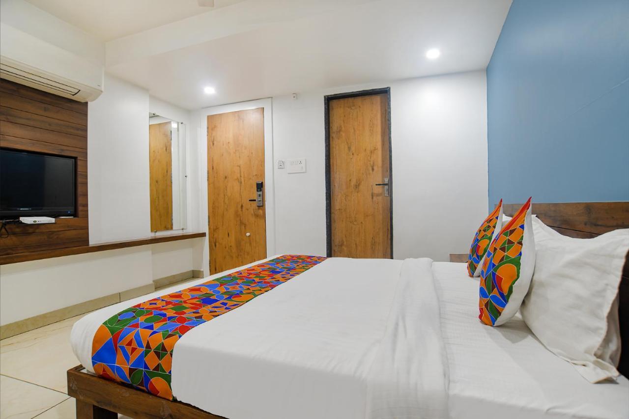 Fabhotel Blue Marine Індаур Екстер'єр фото