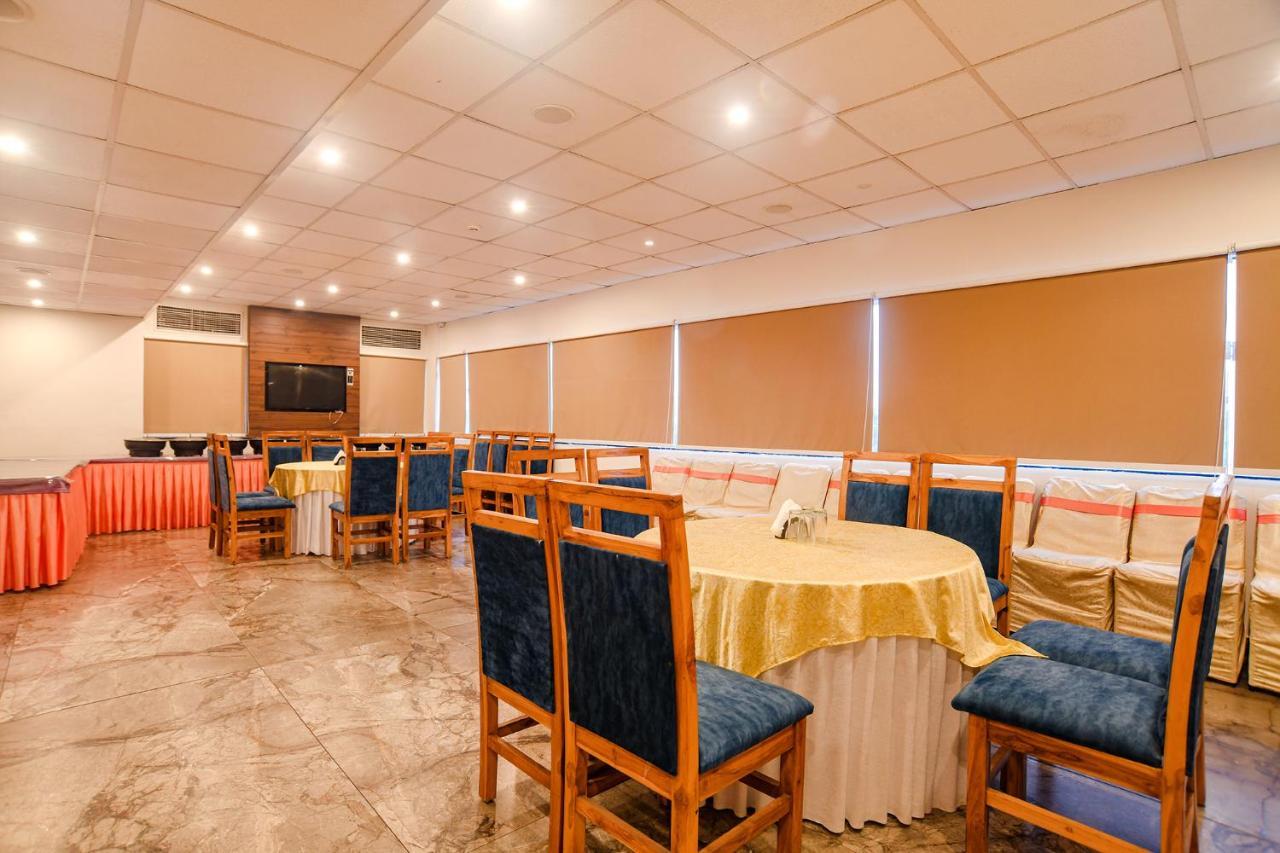 Fabhotel Blue Marine Індаур Екстер'єр фото